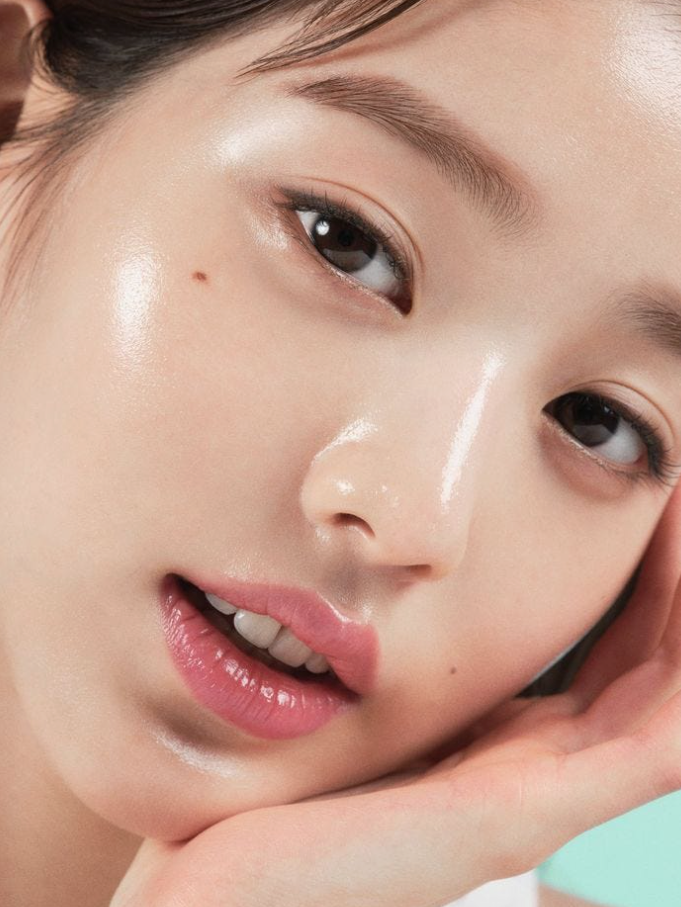 GLASS SKIN / GLOW / KOREAN RADIANCE